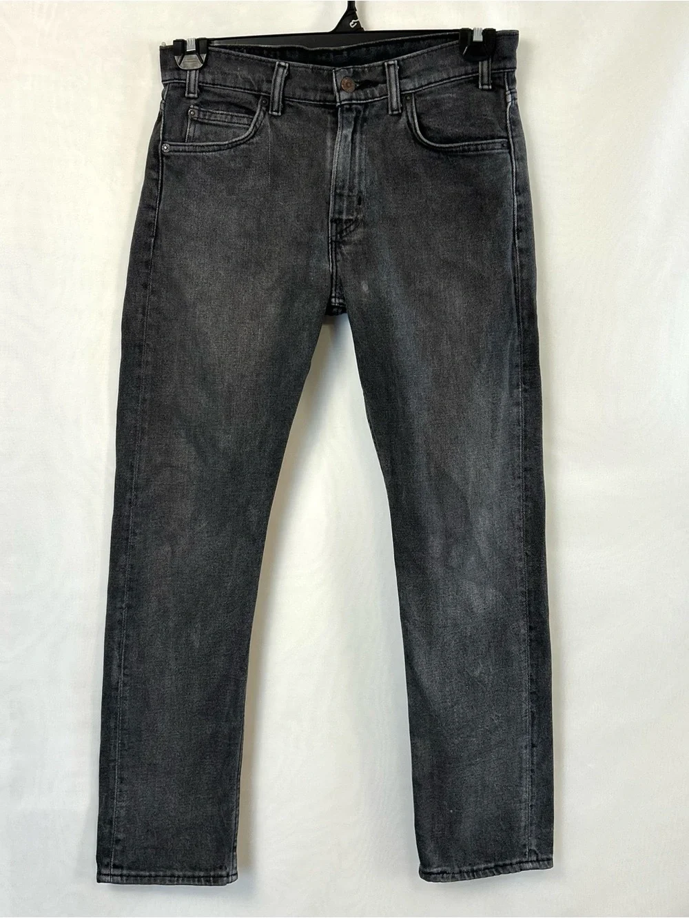 Levi’s 505 Men's Black Wash Straight Leg Jeans / 28” waist